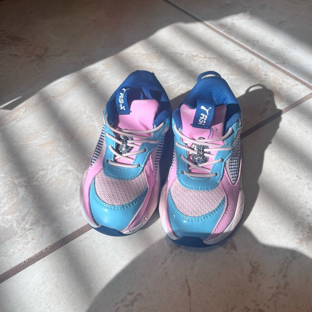 PUMA Girls running shoes